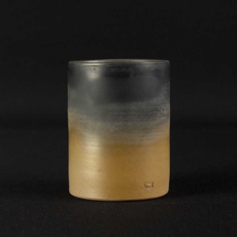 Kapselbrand | Schmauchbrand | Becher | Dennis Demand | Saggar Firing | Geschirr | Tableware