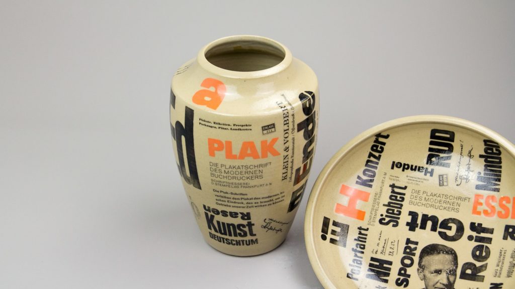 PLAK | Keramik und Typographie | Vase und Schale | Funktion 2019